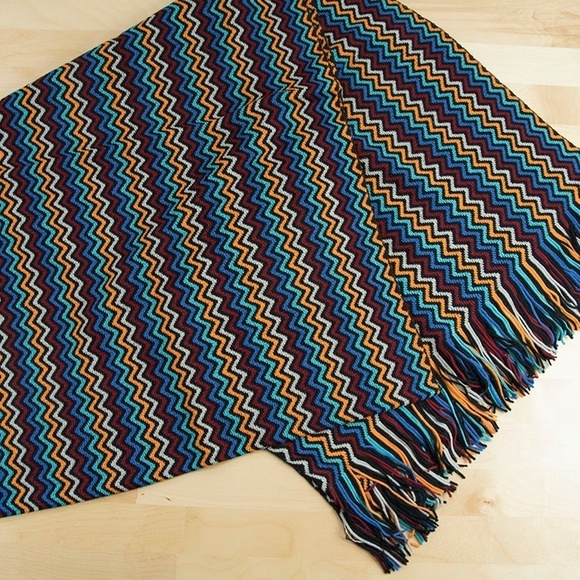 Missoni Orange Label Zig Zag Oblong Scarf Wrap - Picture 1 of 2